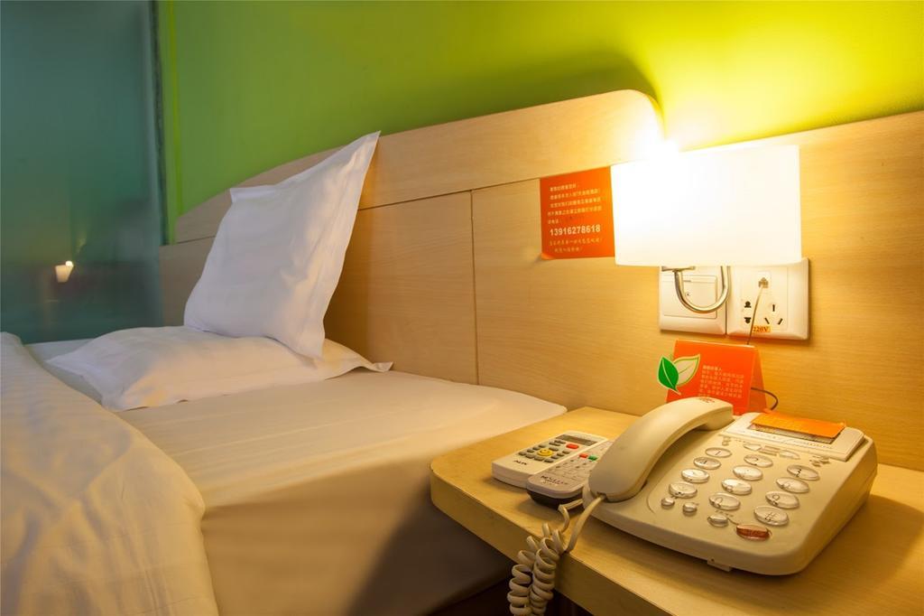 7Days Inn Foshan Dongfang Square Walmart מראה חיצוני תמונה
