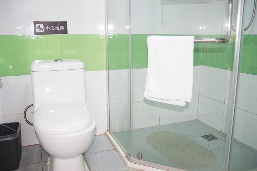 7Days Inn Foshan Dongfang Square Walmart מראה חיצוני תמונה