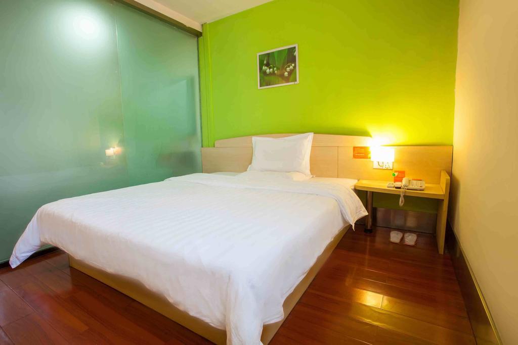 7Days Inn Foshan Dongfang Square Walmart חדר תמונה