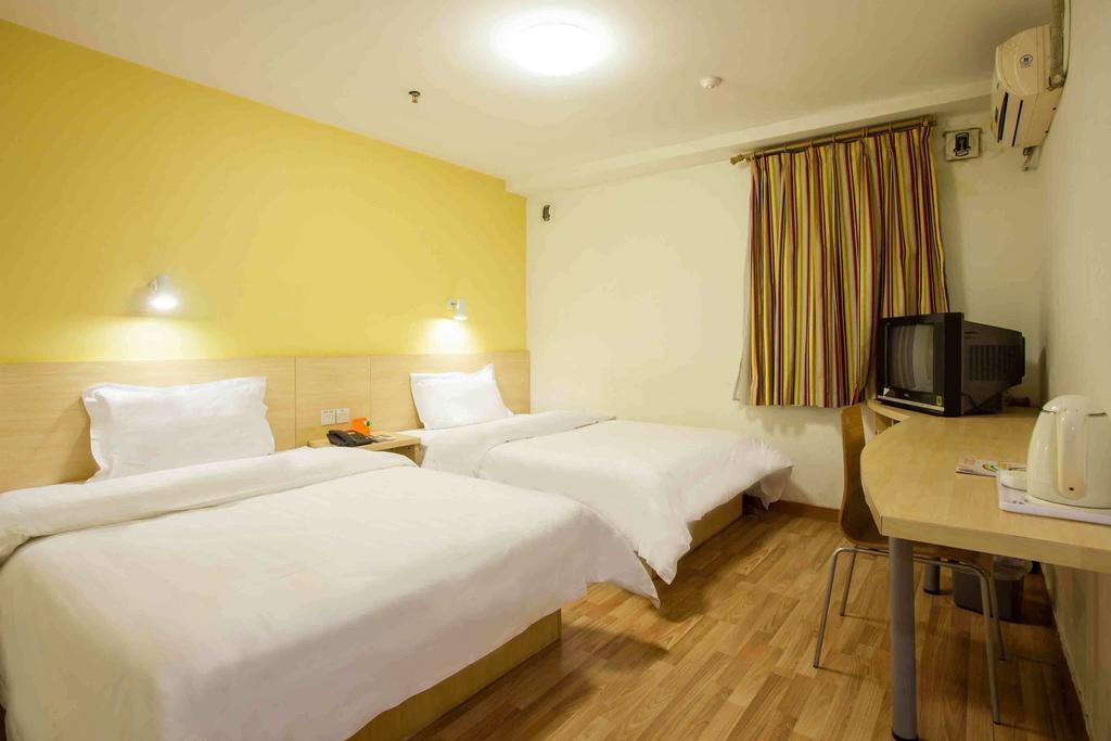 7Days Inn Foshan Dongfang Square Walmart חדר תמונה
