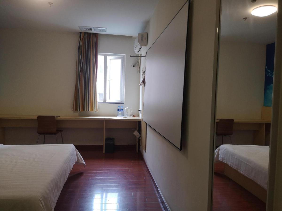 7Days Inn Foshan Dongfang Square Walmart מראה חיצוני תמונה
