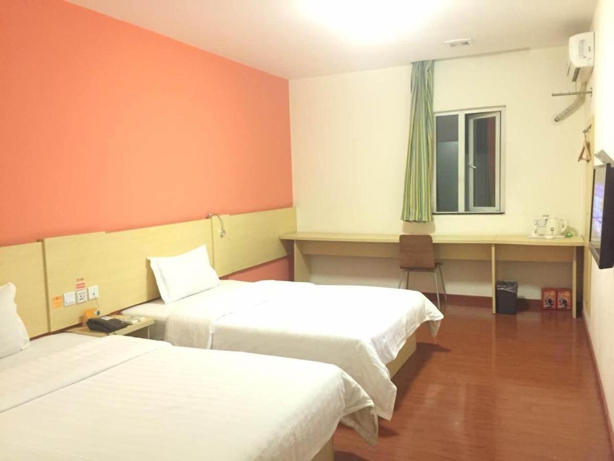 7Days Inn Foshan Dongfang Square Walmart מראה חיצוני תמונה